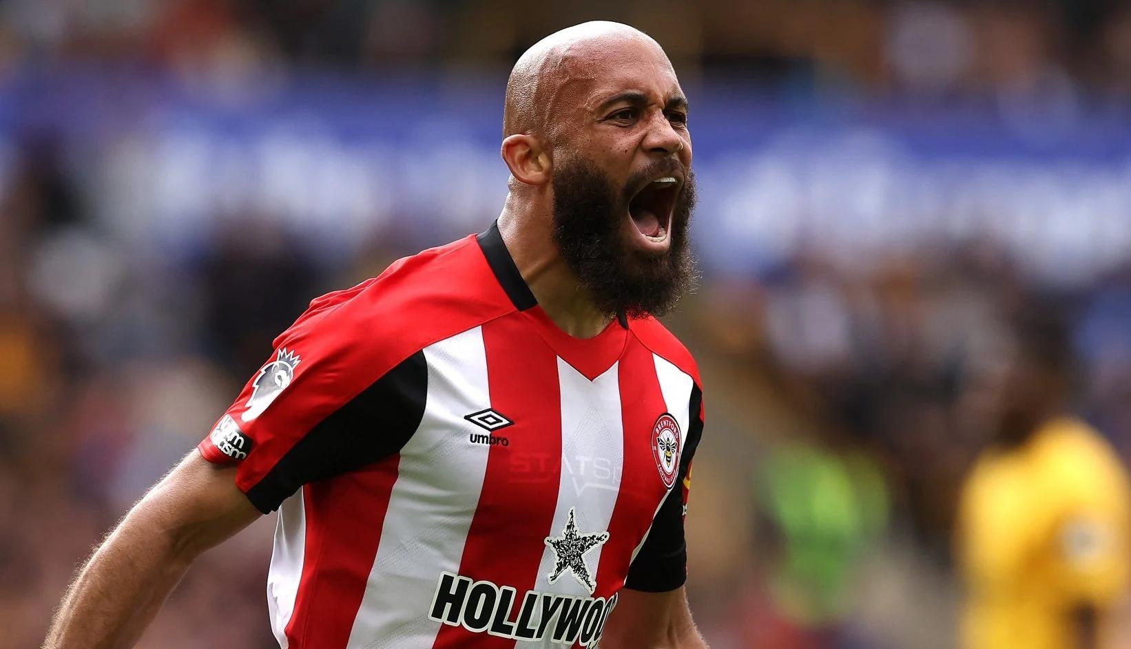  乒超联赛战况：密尔沃基雄鹿防线稳固，曼联进攻受阻，莱万成最佳